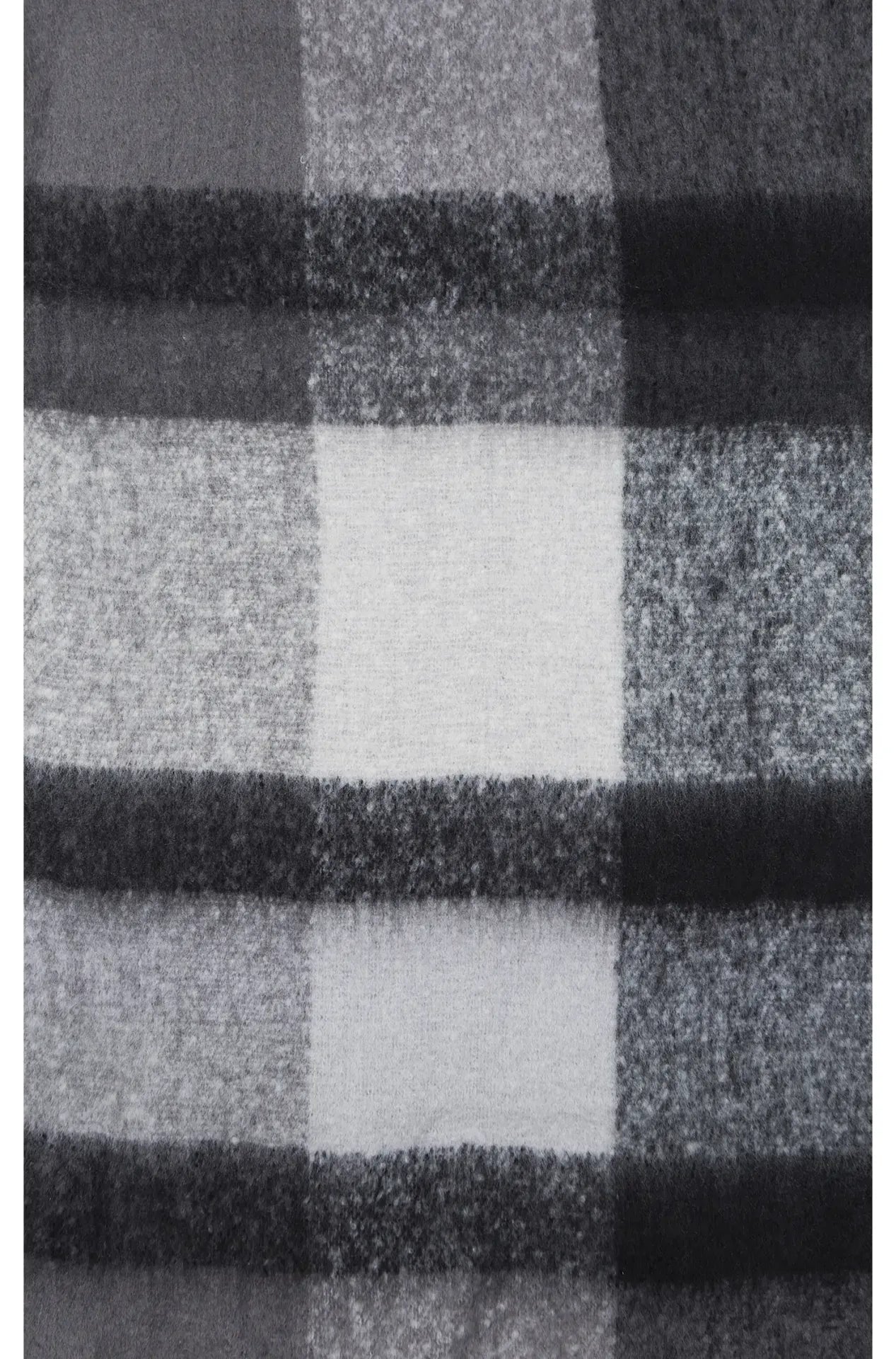 Cosy Check Schal – Weicher Strickschal in Braun, Schwarz & Khaki